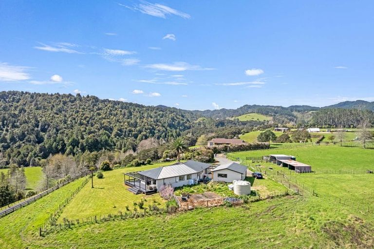 Photo of property in 24 Moumoukai Road, Hunua, Papakura, 2583