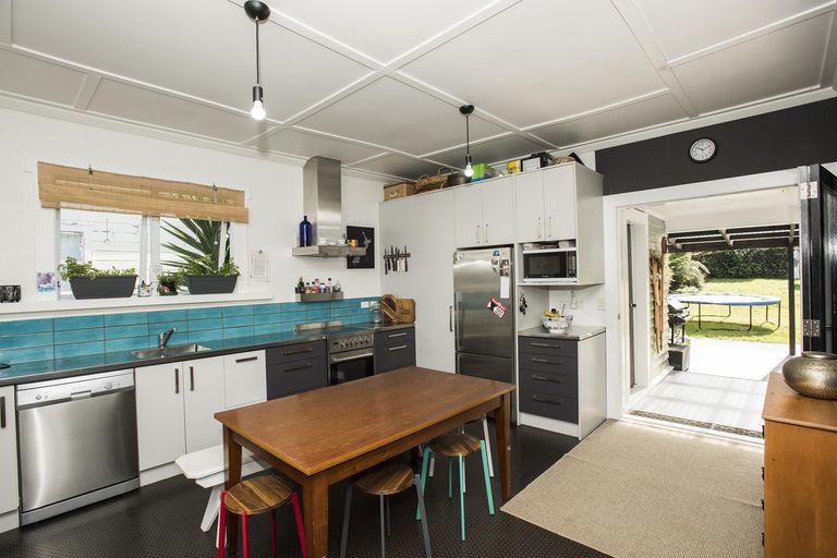 Photo of property in 215 Ormond Road, Mangapapa, Gisborne, 4010