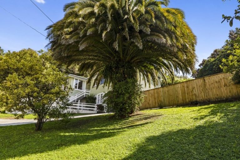 Photo of property in 59 Bird Grove, Stokes Valley, Lower Hutt, 5019