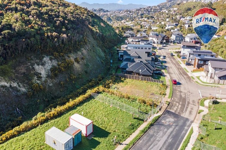 Photo of property in 128 Silverstream Road, Crofton Downs, Wellington, 6035