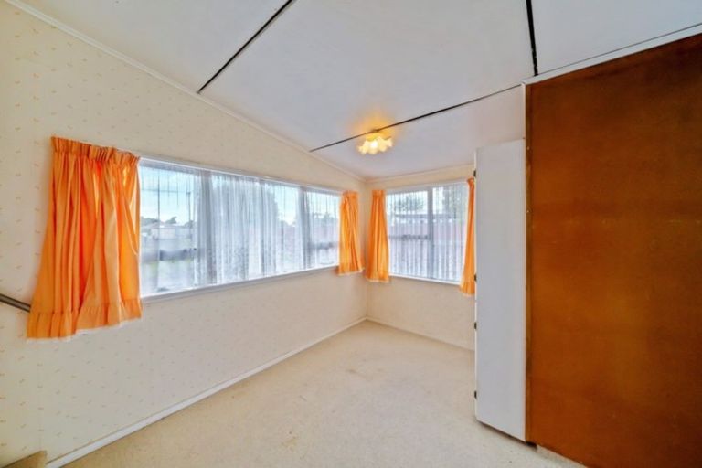 Photo of property in 43 Wynyard Street, Normanby, Hawera, 4614