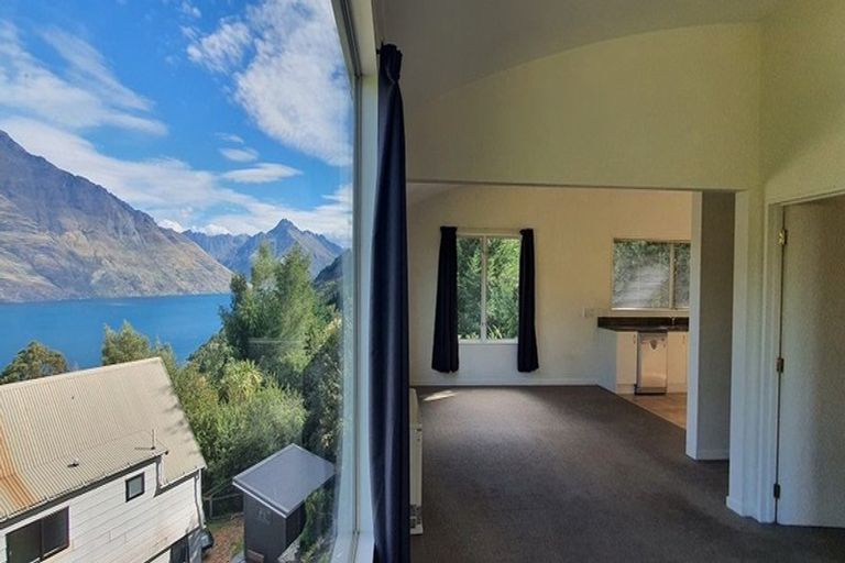 Photo of property in 32b Dart Place, Fernhill, Queenstown, 9300