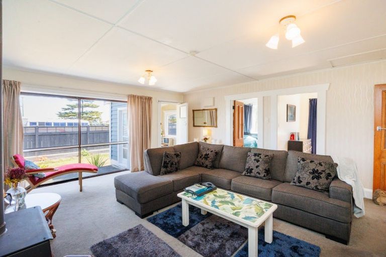 Photo of property in 141 Seabury Avenue, Foxton Beach, Foxton, 4815