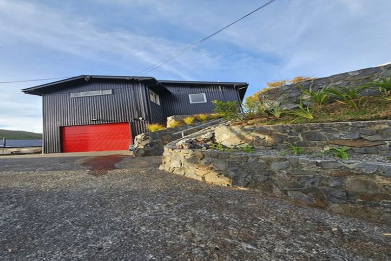 Photo of property in 264 Main Road, Tawa, Wellington, 5028