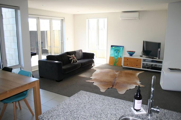 Photo of property in 9b Pavilion Crescent, Hillmorton, Christchurch, 8024