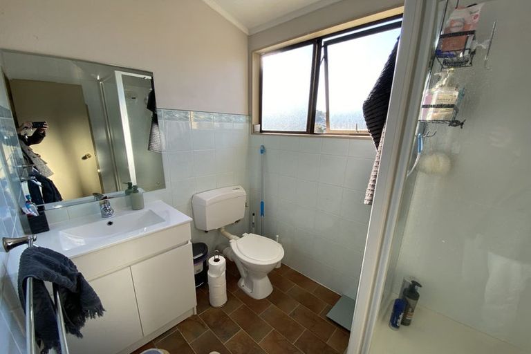 Photo of property in 48 De Quincey Terrace, Highland Park, Auckland, 2010