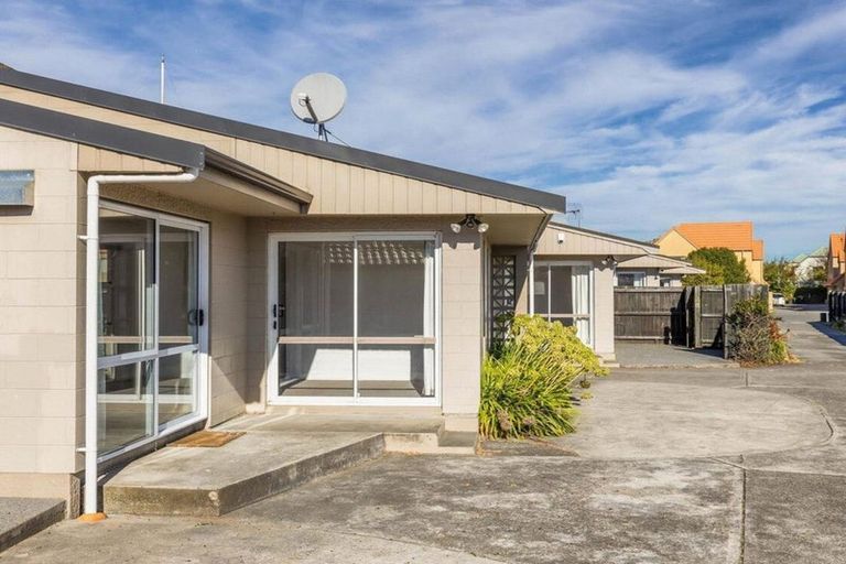 Photo of property in 1/18 George Street, Riccarton, Christchurch, 8041