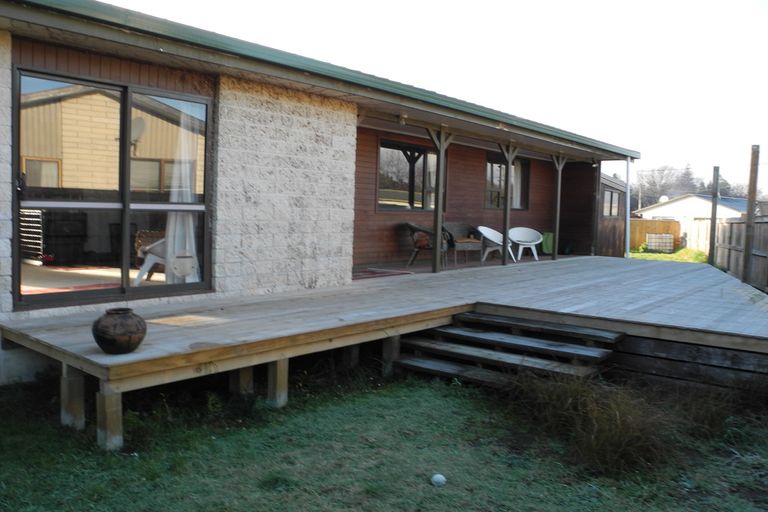 Photo of property in 19 Smith Street, Waimate, 7924