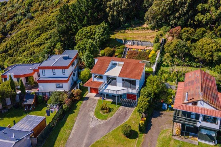 Photo of property in 31 Mercury Way, Whitby, Porirua, 5024