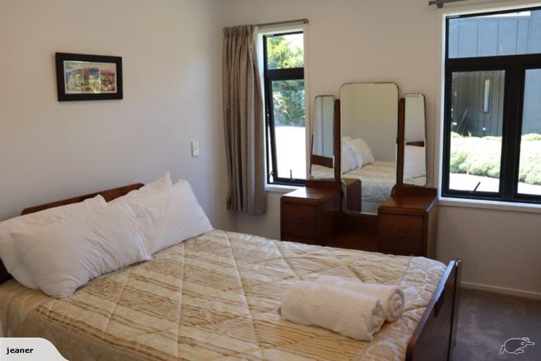 Photo of property in 2 Park Avenue Mews, Ohakune, 4625