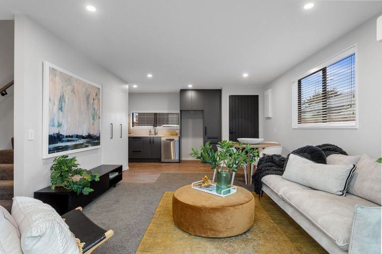 Photo of property in 2/162 Springfield Road, St Albans, Christchurch, 8014