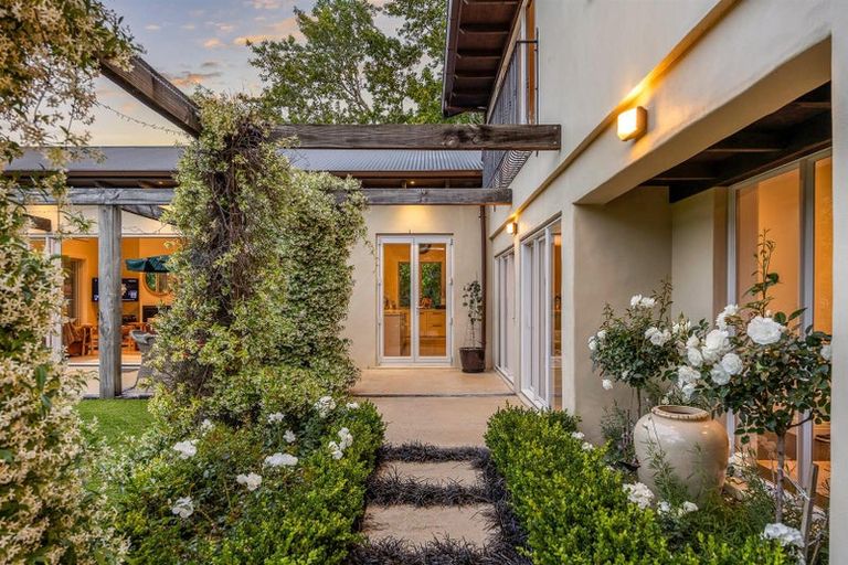 Photo of property in 5 Dysart Lane, Kumeu, 0891