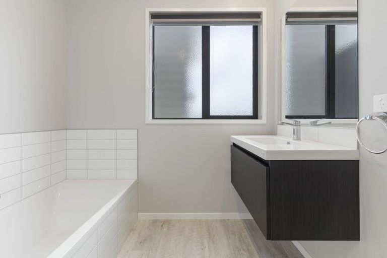 Photo of property in 21 Manatu Close, Whangamata, 3691