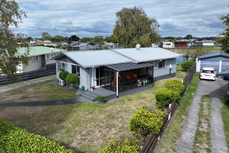 Photo of property in 93 Collins Road, Melville, Hamilton, 3206