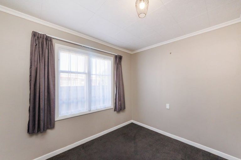 Photo of property in 14 Kingston Street, Awapuni, Palmerston North, 4412