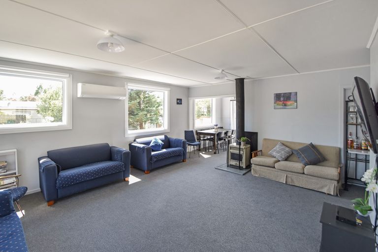 Photo of property in 4 Black Peak Road, Omarama, 9412