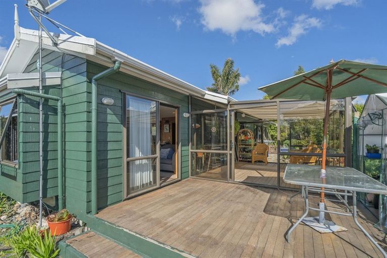 Photo of property in 123 Robinson Road, Whitianga, 3510