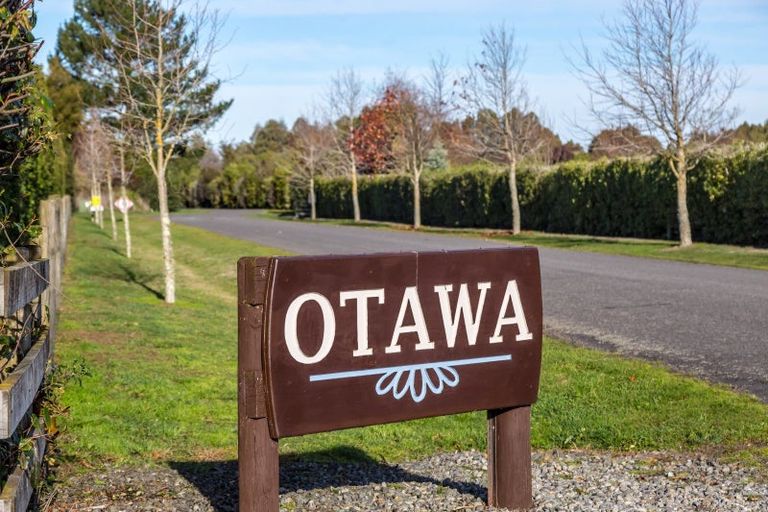 Photo of property in 31 Otawa Drive, West Taratahi, Masterton, 5887