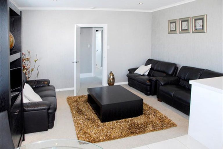 Photo of property in 2 Cashel Street, South Dunedin, Dunedin, 9012