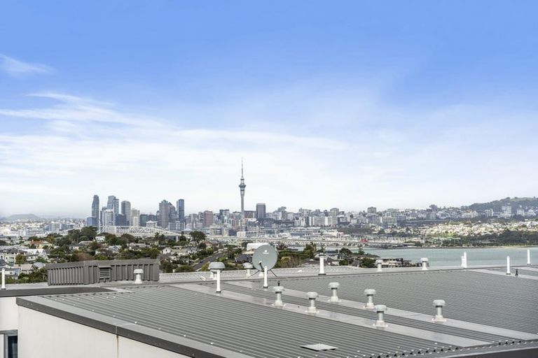 Photo of property in 417/19 Rawene Road, Birkenhead, Auckland, 0626