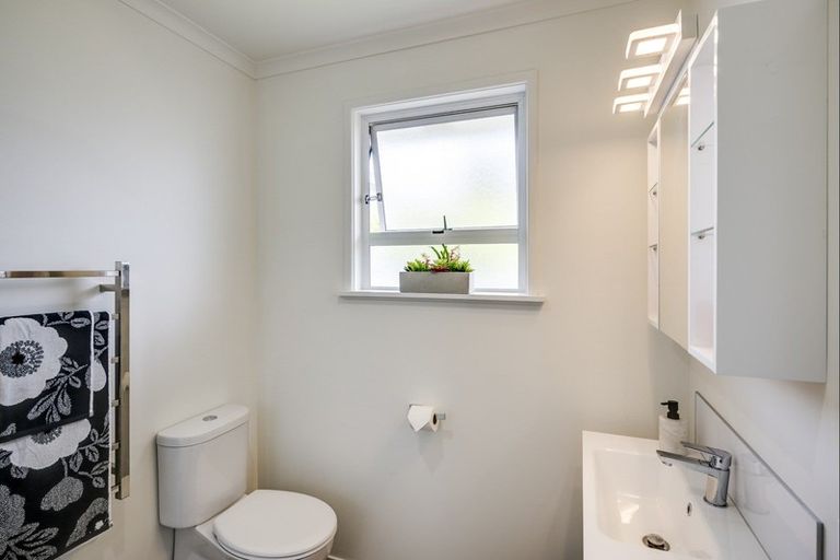 Photo of property in 3/704 Terrace Road, Parkvale, Hastings, 4122