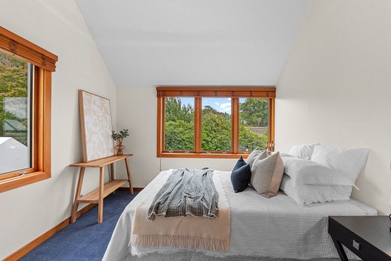 Photo of property in 17 Makora Street, Fendalton, Christchurch, 8041