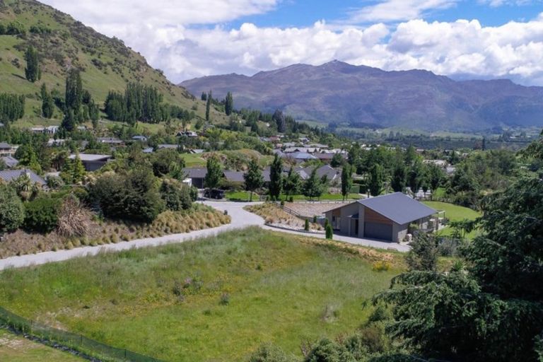 Photo of property in 3 Cockerell Lane, Lower Shotover, Queenstown, 9371