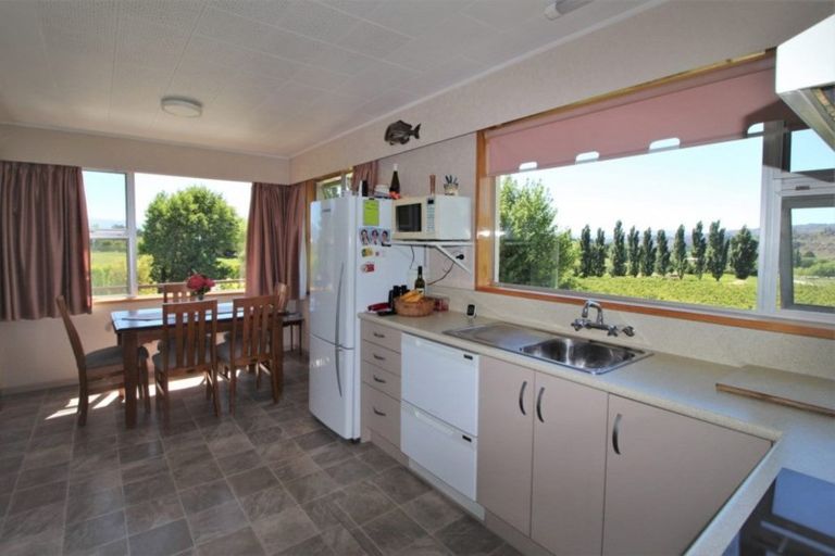 Photo of property in 218 Chapman Road, Earnscleugh, Alexandra, 9391