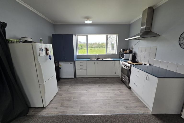 Photo of property in 11 Lowery Street, Milton, 9291