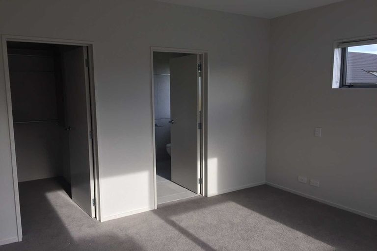 Photo of property in 12 Kaimanawa Road, Karaka, Papakura, 2113