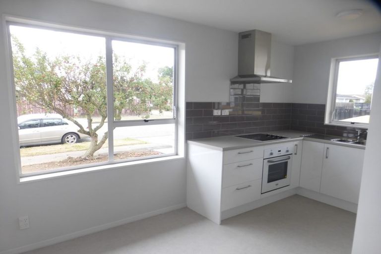 Photo of property in 1/24 Bayswater Crescent, Bromley, Christchurch, 8062