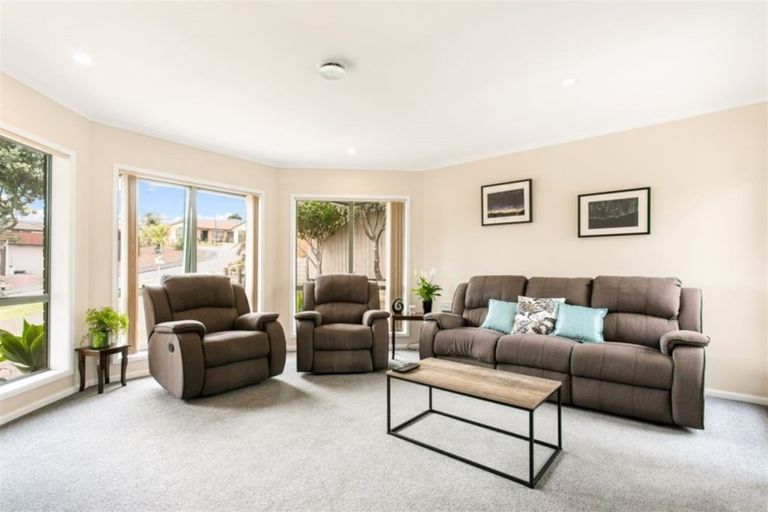 Photo of property in 5 San Diego Court, Henderson, Auckland, 0612