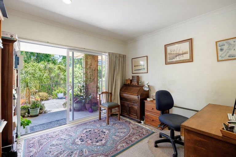 Photo of property in 17a Kopanga Road, Havelock North, 4130