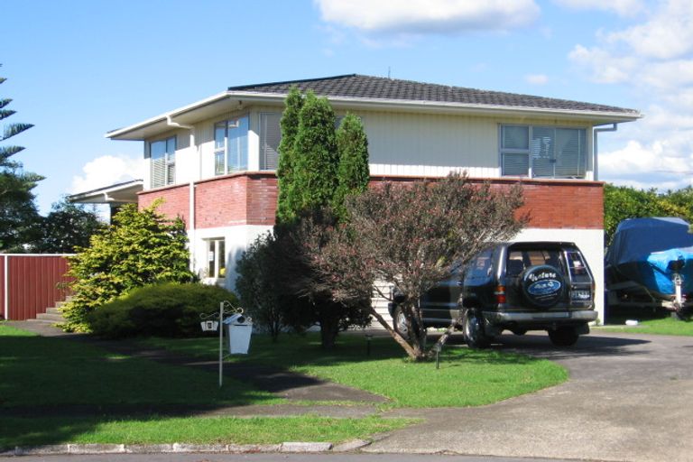 Photo of property in 8 Susanne Place, Pakuranga, Auckland, 2010