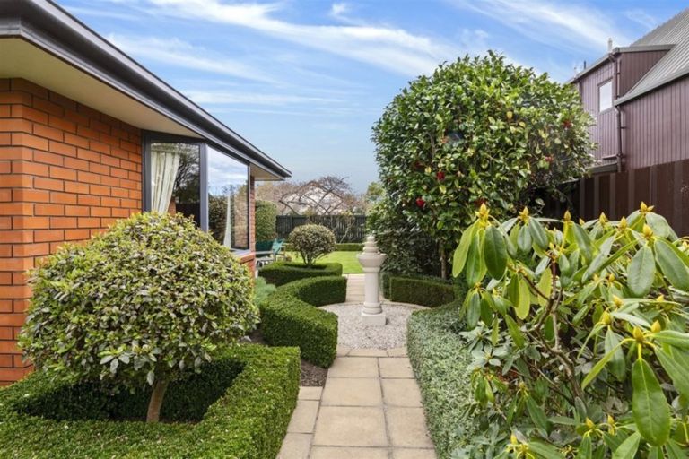 Photo of property in 3 Pasadena Place, Harewood, Christchurch, 8051