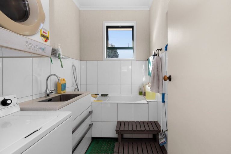 Photo of property in 5 Ellis Wallace Road, Eskdale, Napier, 4182