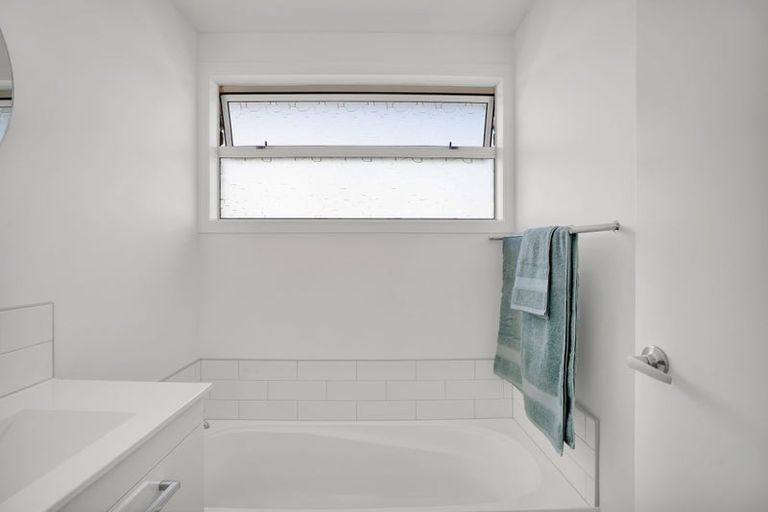 Photo of property in 32 Mangati Road, Bell Block, New Plymouth, 4312