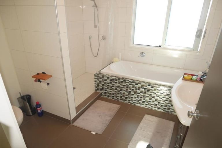 Photo of property in 47 Korokoro Road, Korokoro, Lower Hutt, 5012