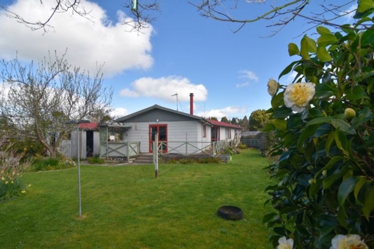 Photo of property in 38 Philip Street, Carterton, 5713