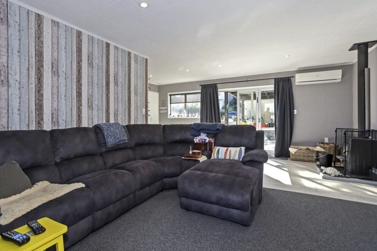 Photo of property in 574 Pukehina Parade, Pukehina, Te Puke, 3189