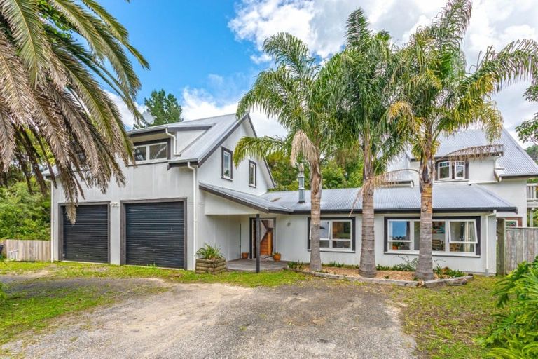 Photo of property in 3 Widdison Place, Whangamata, 3691