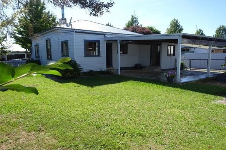 Photo of property in 815 Clive Street, Akina, Hastings, 4122