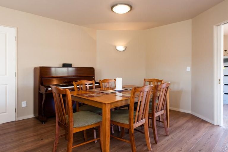 Photo of property in 9 Broadhaven Avenue, Parklands, Christchurch, 8083