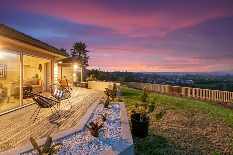 Photo of property in 11 Aurora Avenue, Welcome Bay, Tauranga, 3112