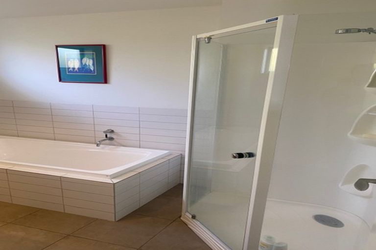 Photo of property in 272 Mangorei Road, Merrilands, New Plymouth, 4312