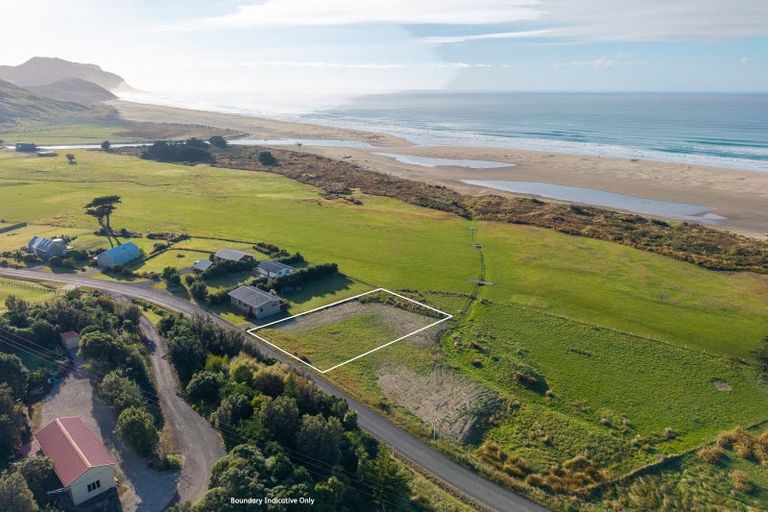 Photo of property in 109 Seaview Road, Herbertville, 4970