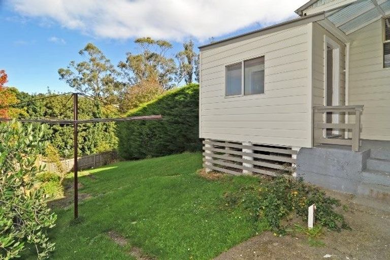 Photo of property in 28 Patrick Street, The Glen, Dunedin, 9011