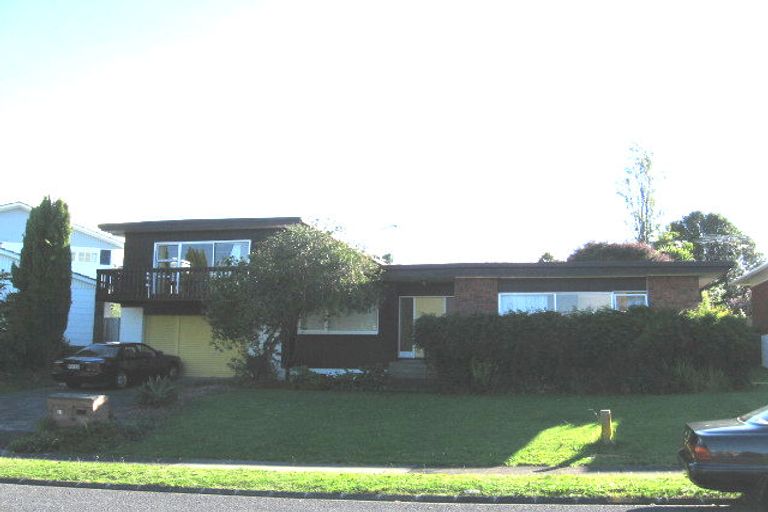 Photo of property in 21 Sorrel Crescent, Bucklands Beach, Auckland, 2012