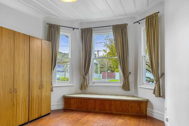 Photo of property in 1/10 Patuone Avenue, Devonport, Auckland, 0624