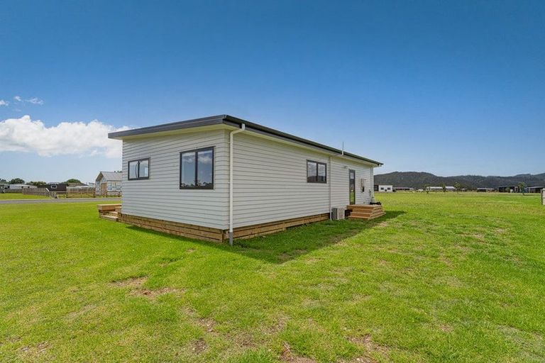Photo of property in 290 Harbour Drive, Matarangi, Whitianga, 3592